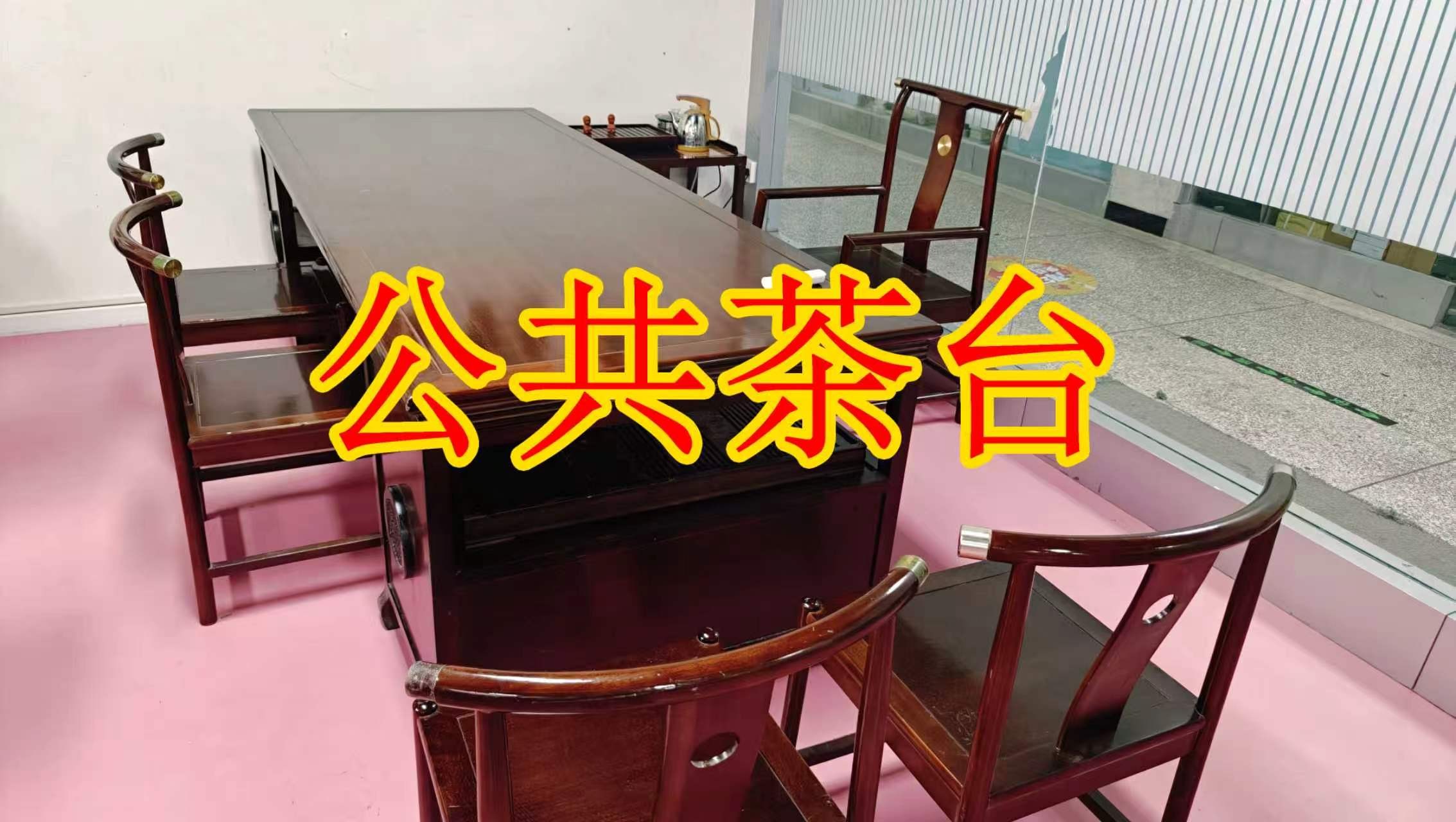 建福路面积灵活：小面积办公室至大面积办公、经营空间均可选择； 部分房源可注册公司，满足企业办公需求； 商铺临街，具备上下水、用电等经营条件； 适合副食品、茶叶、酒水、百货、电商、培训、办公等多种行业。